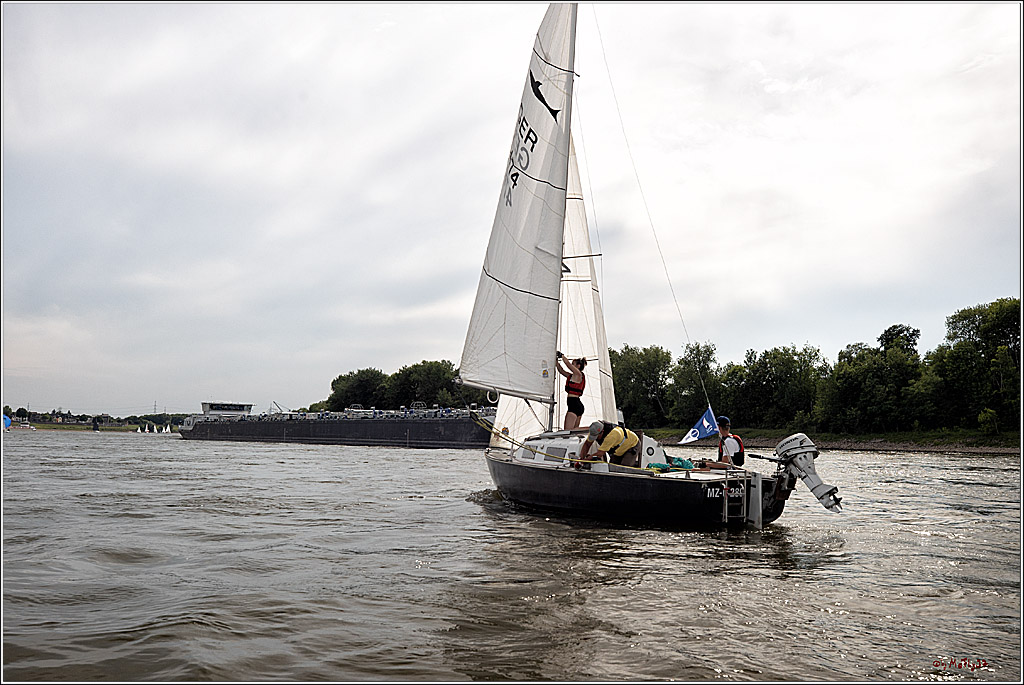100 Jahre Rheinwoche 2022 - 2. Wettfahrt  Hitdorf - Duesseldorf, 03.06.2022,